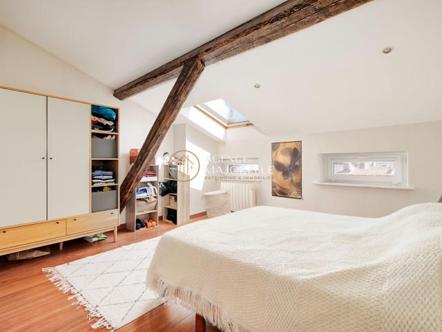 NANCY Duplex de 154m2 131 m2 Carrez aux volumes exceptionnels !