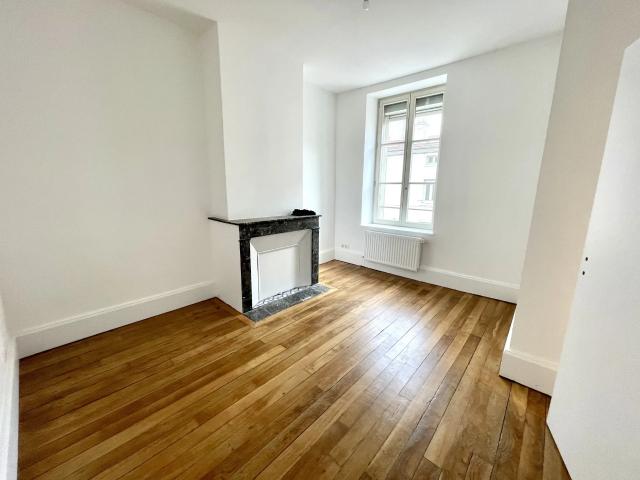 NANCY FAUBOURG DES MAISONS F3 RENOVE