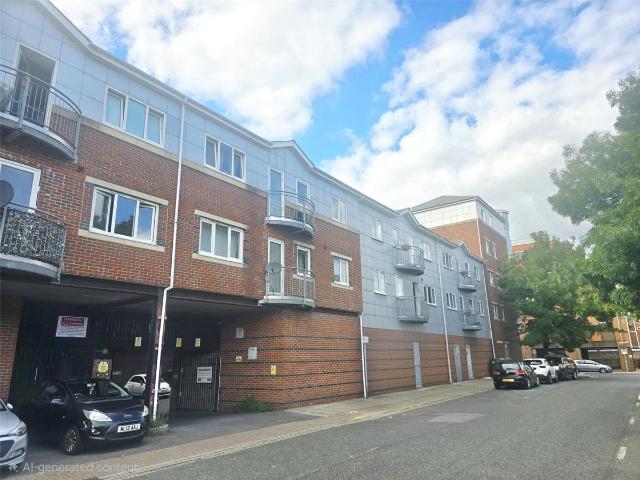 Nancy Road, Portsmouth, Hampshire PO1, 2 bed flat to rent, £1,100 pcm | PrimeLocation