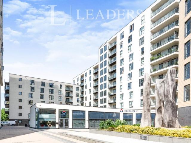 Nankeville Court, Guildford Road. 1 bed flat to rent £1,325 pcm £306 pw