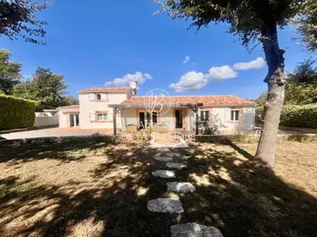 Nans les Pins 83860 Achat / Vente maison 8 pièces t8 piscine garage