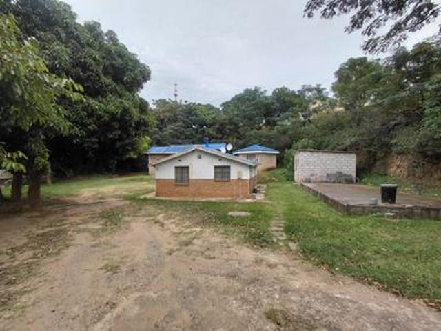 nansi nkundla