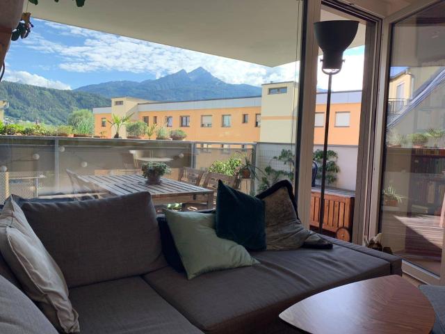 Nach Süden ausgerichtete Wohnung mit Terrasse und Parkplatzz