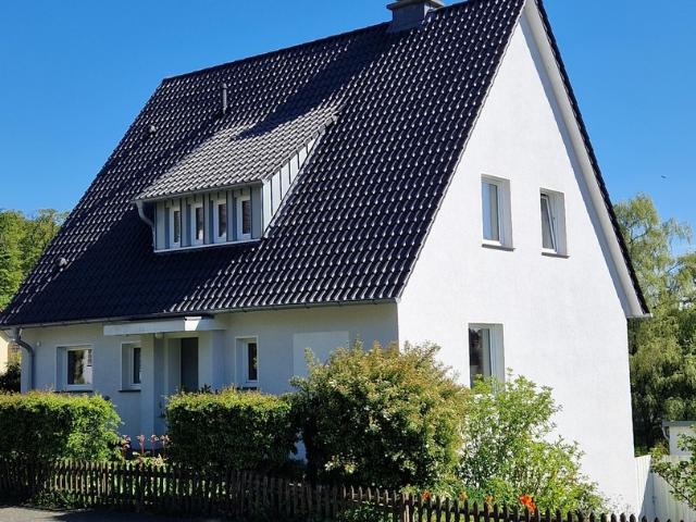 Nachhaltig und modern wohnen – einfach Einziehen. Weitblick am Südhang