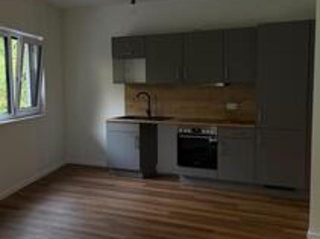 Nachmieter für 2.Zimmer Wohnung unbefristet, Provision 900€