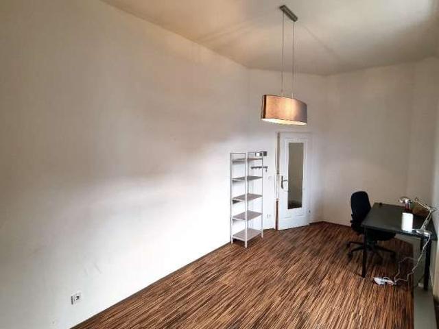 NACHMIETER FÜR WG ZIMMER GESUCHT! WG Zimmer in Bestlage – direkt am Hauptplatz