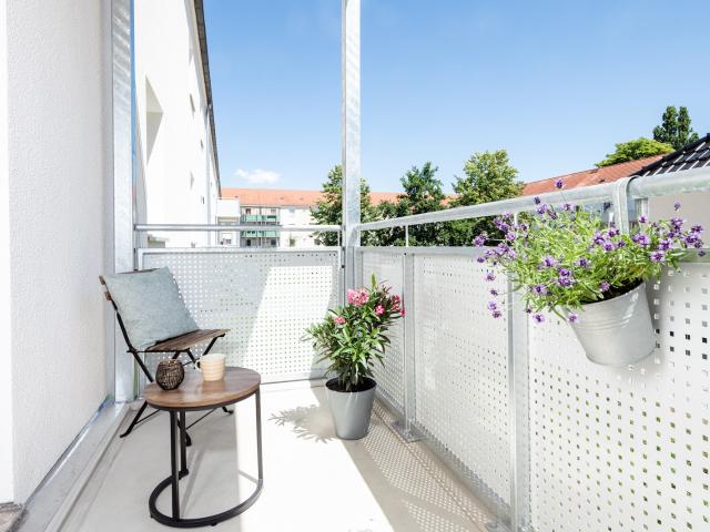 Nachmieter gesucht. 2 Zimmer mit Balkon