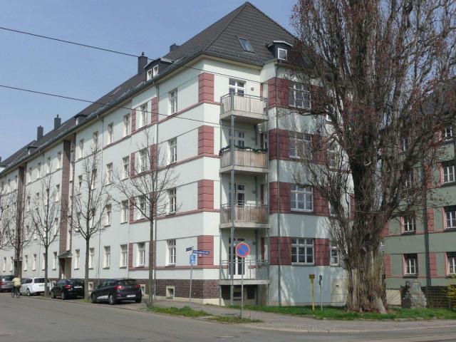 Nachmieter gesucht! 4 Zimmer Maisonette Wohnung mit Balkon und Stellplatz