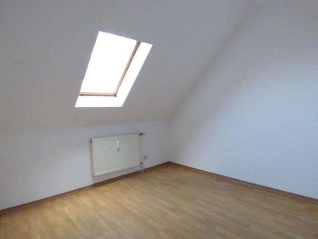 Nachmieter gesucht ab 1.7. / EBK* ! lichtdurchflutete Zimmer offene KÃ¼che