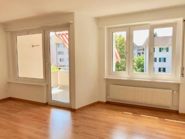 Nachmieter gesucht für helle und gut geschnittene 2 Zimmerwohnung in Uster
