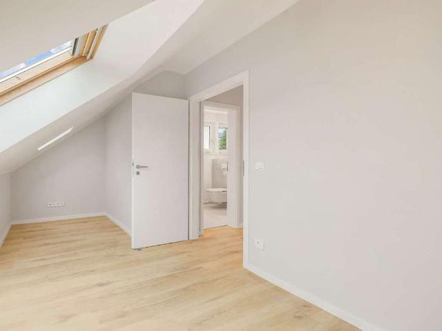 Nachmieter gesucht: Hochwertig sanierte Wohnung mit Einbauküche!