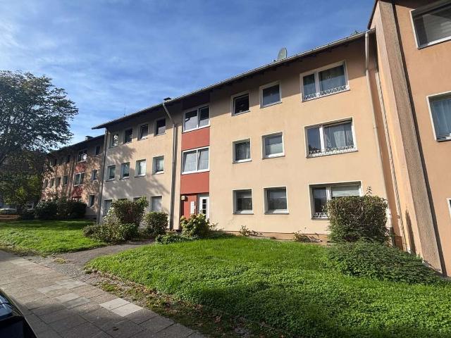 NACHMIETER GESUCHT! Moderne 3.5 Zimmer Wohnung in ruhiger Lage von Essen