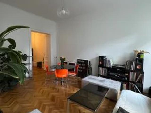 Nachmieter gesucht ruhige 2 Zimmer Altbauwohnung in 1070 Wien | ca. 72 m² | unbefristet