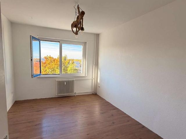Nachmieter gesucht! Vollständig renovierte 2 Zimmer Wohnung in Zehlendorf