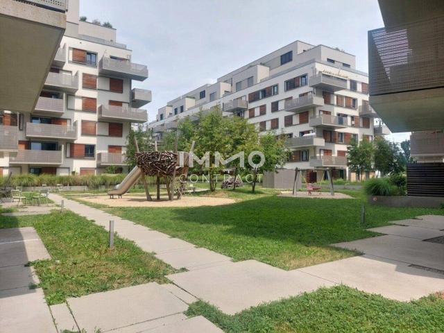 Nachmietersuche | 2 Zimmer Wohnung mit Balkon nahe U2 Aspernstraße – Fitness & Sauna im Haus