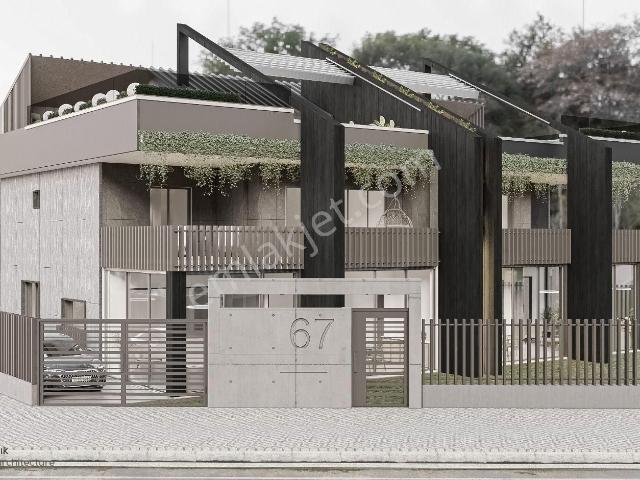 Naciye Arapoğlu'ndan Alanlı'da Ultralüks Satılık Tripleks Villa