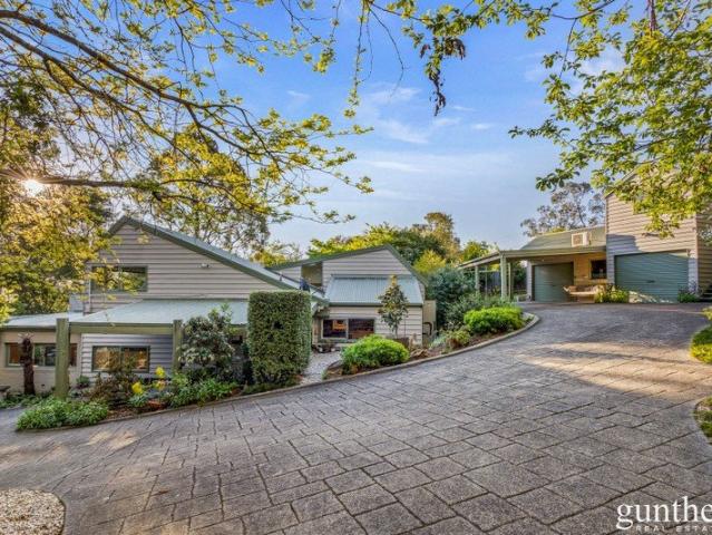 Nagoondie House An Extraordinary Healesville Garden Estate