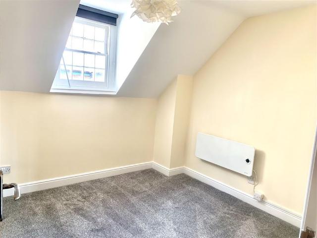 Nags Head Court, Devizes, SN10
