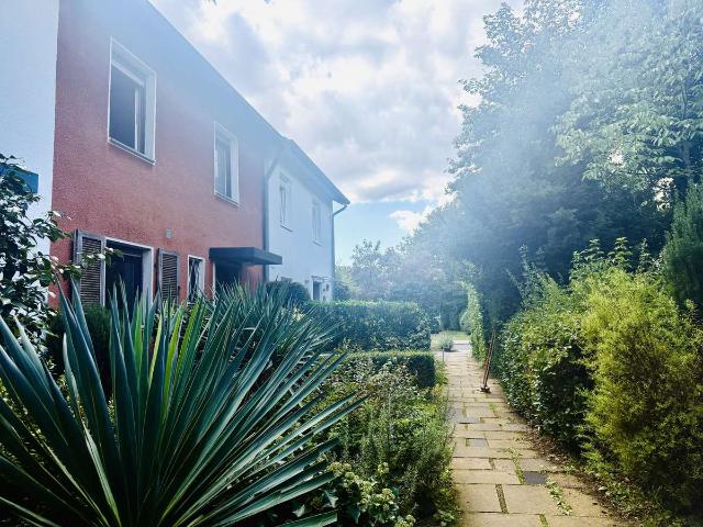 Nah an Köln. Zuhause in Refrath. – Familienhaus mit Garten