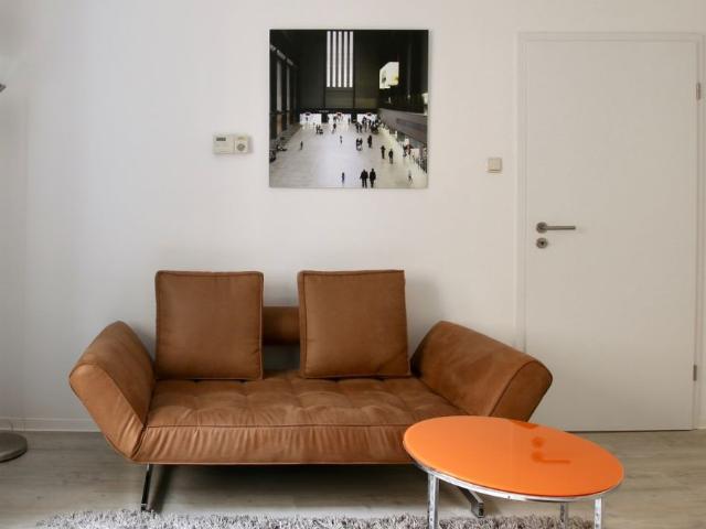 Nähe Aachener Weiher: modernes Apartment mit Balkon