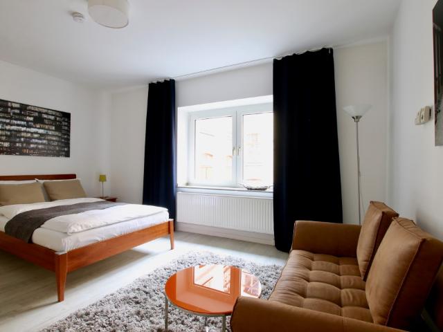 Nähe Aachener Weiher: modernes Apartment mit Balkon – zeitwohnen.de