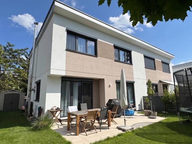 Nähe Alte Donau! Haus in traumhafter Grünruhelage und dennoch mitten in Wien! Provisionsfrei