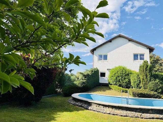 NÄHE BADEN! EIN oder ZWEIFAMILIENHAUS MIT TRAUMHAFTEN GARTEN!