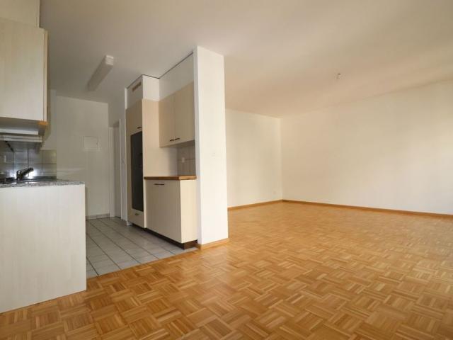 Nähe Badischer Bahnhof, schöne 2 1/2 Zimmer Wohnung zu vermieten