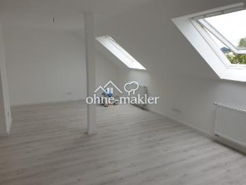 NÄHE BAHNHOF/KAUFLAND,70 m2 DACHGESCHOSS WOHNUNG ZU VERMIETEN,SOFORT FREI