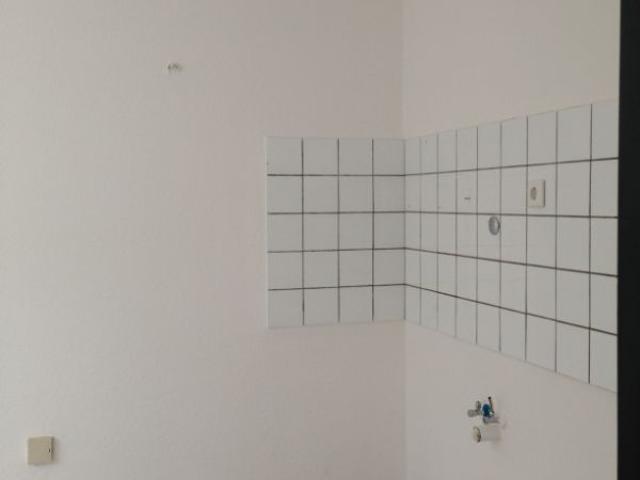 Nähe Bethesda. Appartement mit separater Küche und Balkon