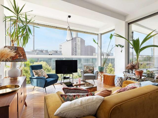 Nahe Engelbecken, Mitte: 2 Zimmer Neubauwohnung, 4. OG, W Loggia, Lift und hochwertiger Ausstattung