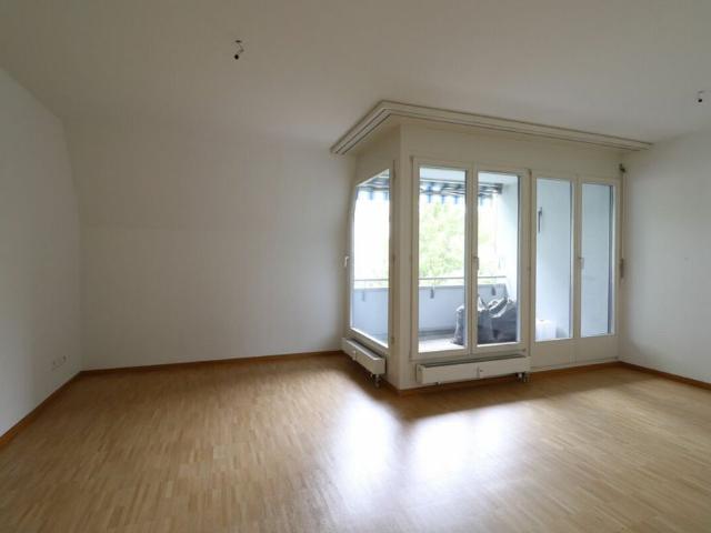 Nähe Gartenbad Eglisee und Lange Erlen gemütliche 4 Zimmer Maisonettewohnung im 2./3.OG
