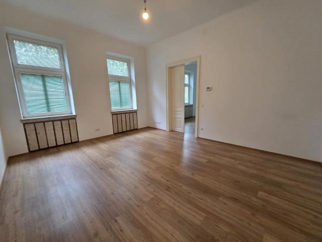 NÄHE GLORIETTE 3 ZIMMER WOHNUNG 2er WG geeignet