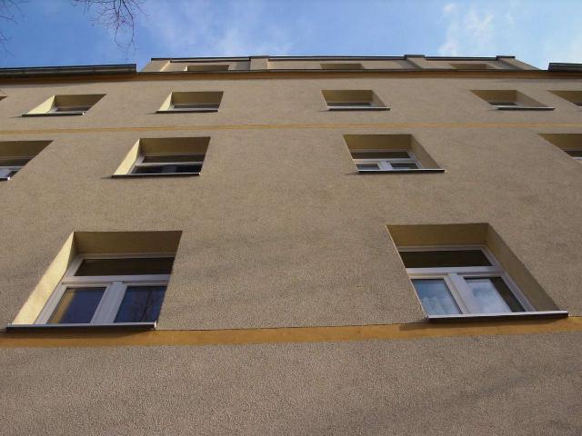 Nähe Rabeninsel: Gemütliche 2,5 Zi. Wohnung mit Balkon