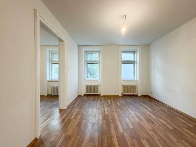 NÄHE STERNWARTEPARK: Altbau mit Potenzial & ca. 10m² Balkon| hofseitig & Grünblick | Lift kommt