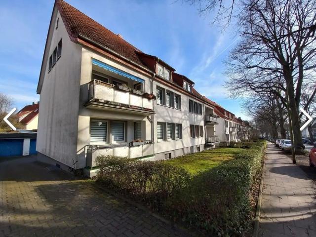 Nähe Schölerberg gut aufgeteilte Wohnung mit Einbauküche