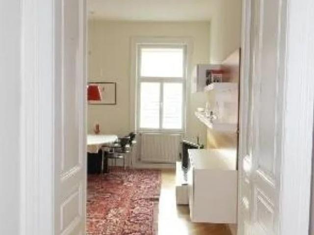 Nähe 1. Bezirk und Rathaus 2 Zimmer Wohnung in Bestlage 1080