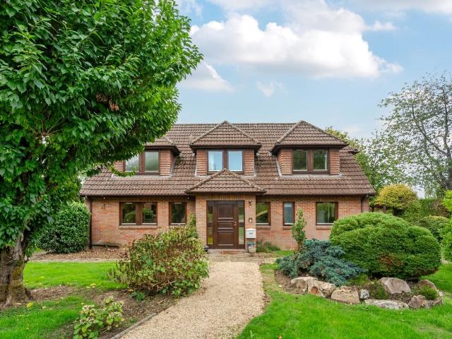 Nairdwood Lane, Prestwood, Great Missenden HP16, 4 bed detached house to rent, £3,500 pcm | PrimeLocation
