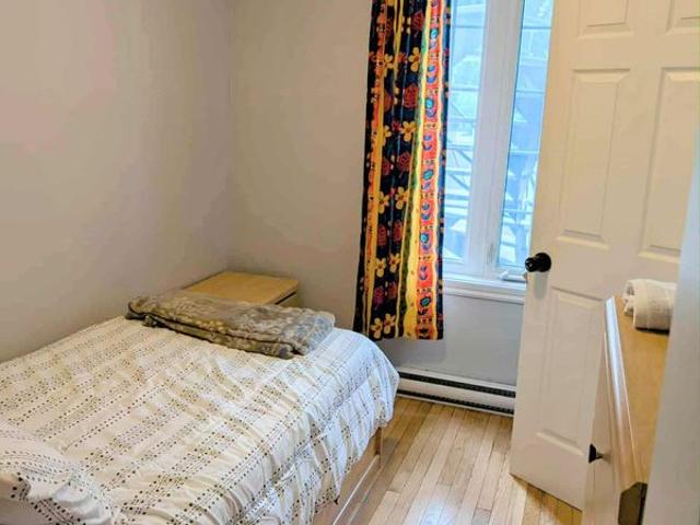 Naketa Marshall Has a House