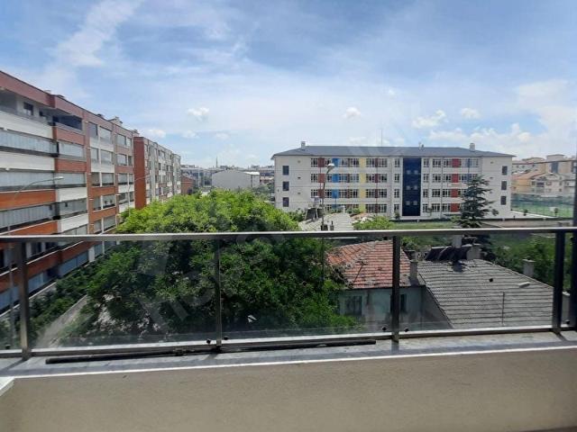 NAKİPOĞLU MAHALLESİNDE SİTE İÇİ SATILIK SIFIR 3+1 DAİRE