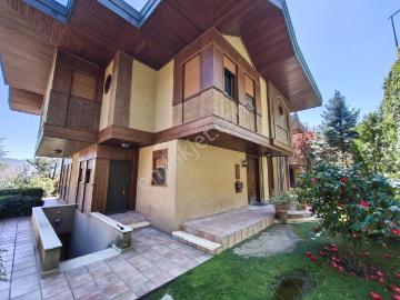 Nakkaştepe'de Kiralık Villa! Nakkaştepe Sitesinde 8+2