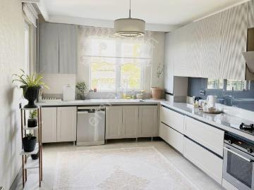 Nakkaş Mah Geniş Site İçi 3+1 Satılık Daıre