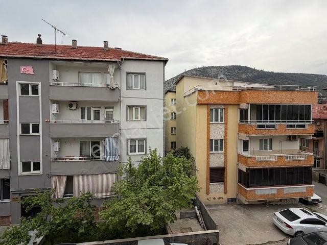 Nakliyeciler Okulu Civarı Kiralık Daire