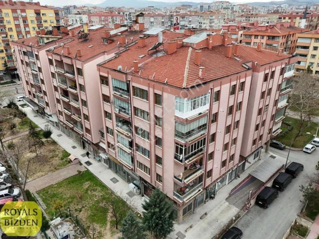 Nalçacı Cadde Yakını Nenehatun Parkı Yanı Asansörlü 3+1 Daire!