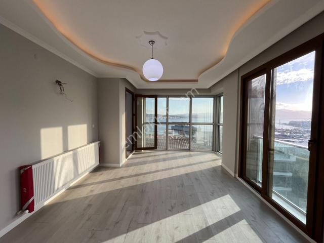 Naldöken İzban Yakını Deniz Manzaralı E.banyolu 3+1 Satılık Daire