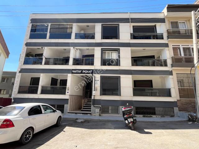 Naldöken İzban'a Yakın Deniz Manzaralı, E. Banyolu 2+1 Satılık Daire