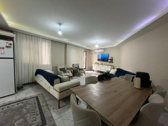 Naldöken Ana Cadde Üzeri E. Banyolu Doğalgazlı 3+1 Satılık Daire