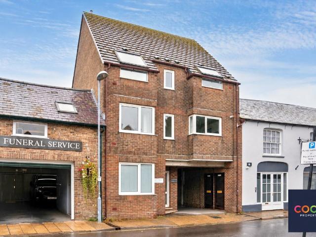 Napier Court, Princes Street, Dorchester, Dorset DT1, 2 bed flat to rent, £1,150 pcm | PrimeLocation