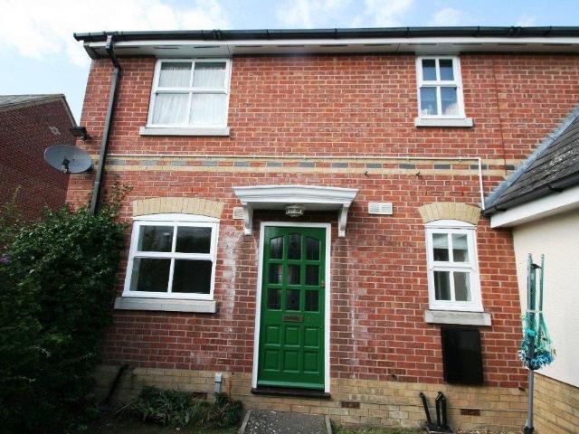 Napier Crescent, Wickford SS12, 1 bed flat to rent, £1,150 pcm | PrimeLocation