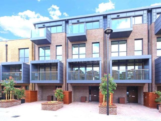 Napier Mews